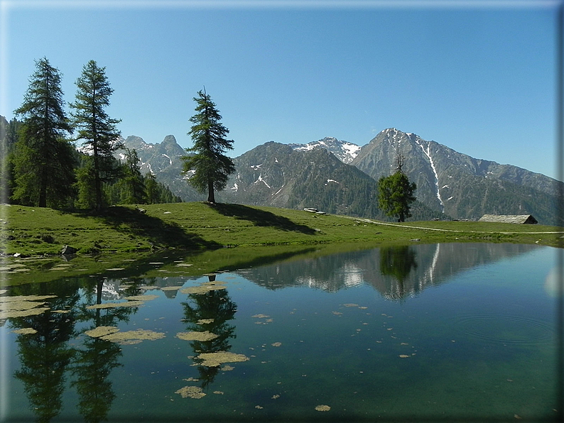 foto  Da Crest verso il Lago Ciarcerio